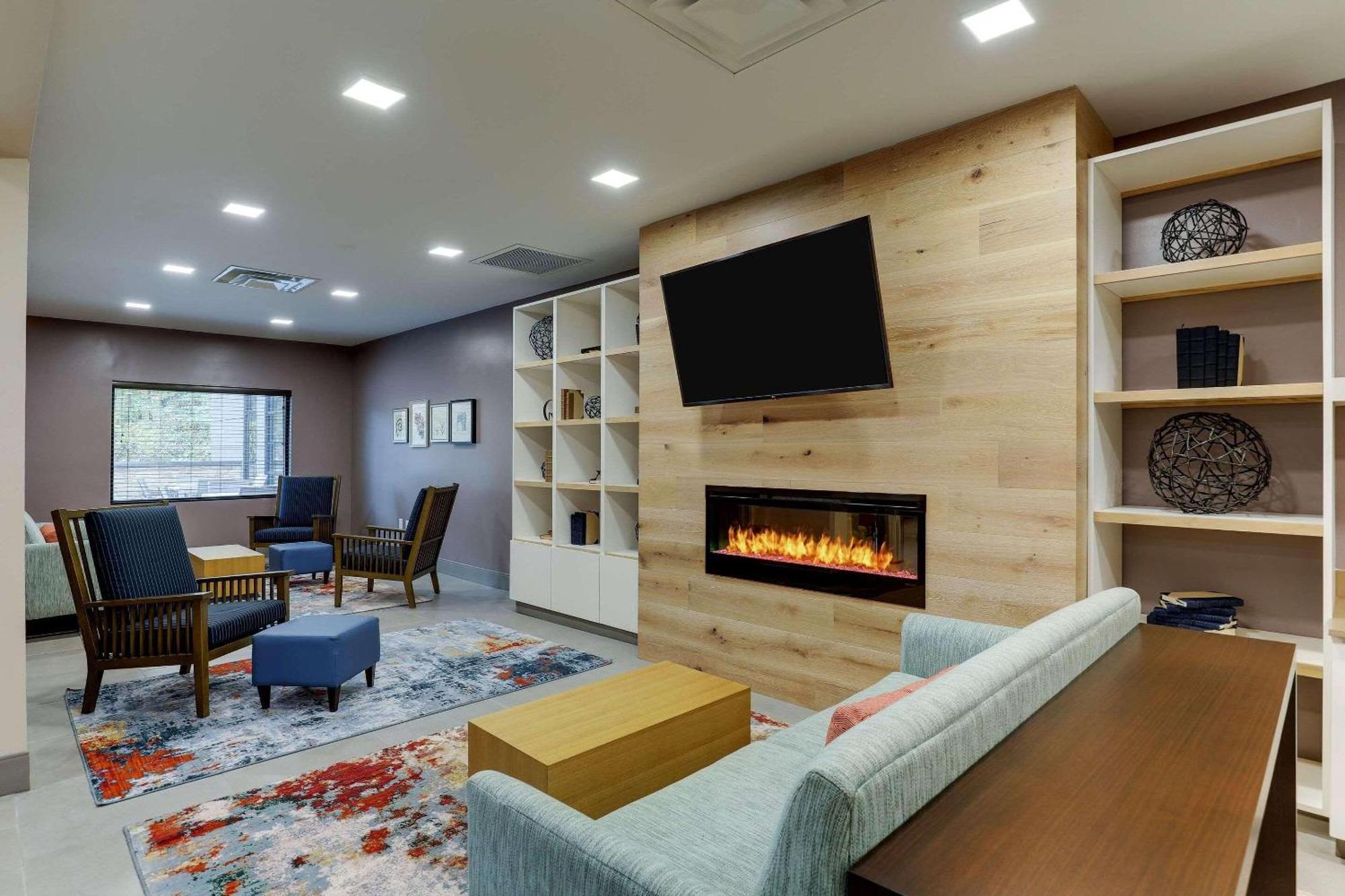 Country Inn & Suites By Radisson, Cumming Near Northside Hospital Forsyth كومينغ المظهر الخارجي الصورة