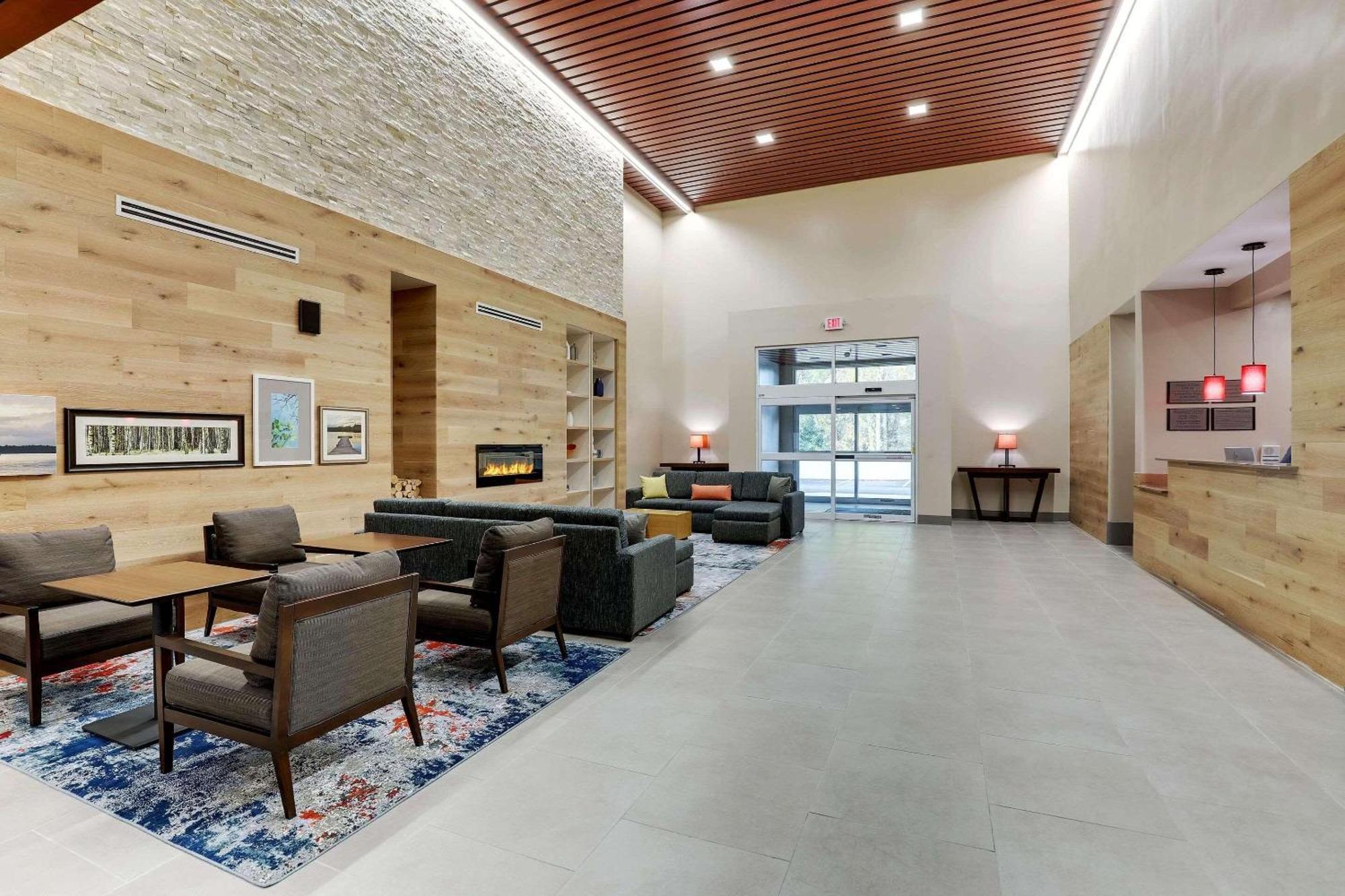 Country Inn & Suites By Radisson, Cumming Near Northside Hospital Forsyth كومينغ المظهر الخارجي الصورة